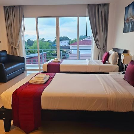 One World One Home Naiharn Hotel Rawai Exteriér fotografie