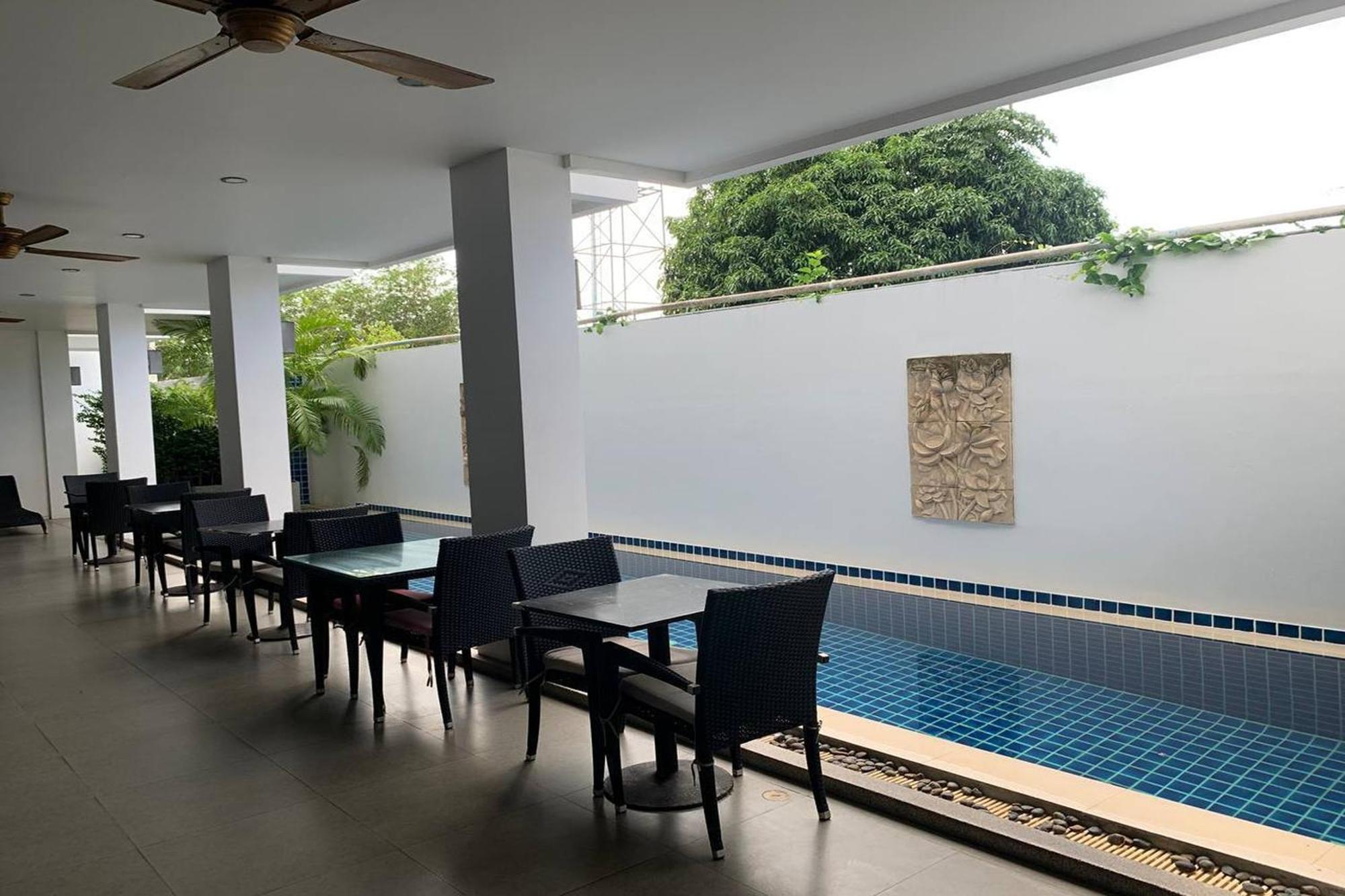 One World One Home Naiharn Hotel Rawai Exteriér fotografie