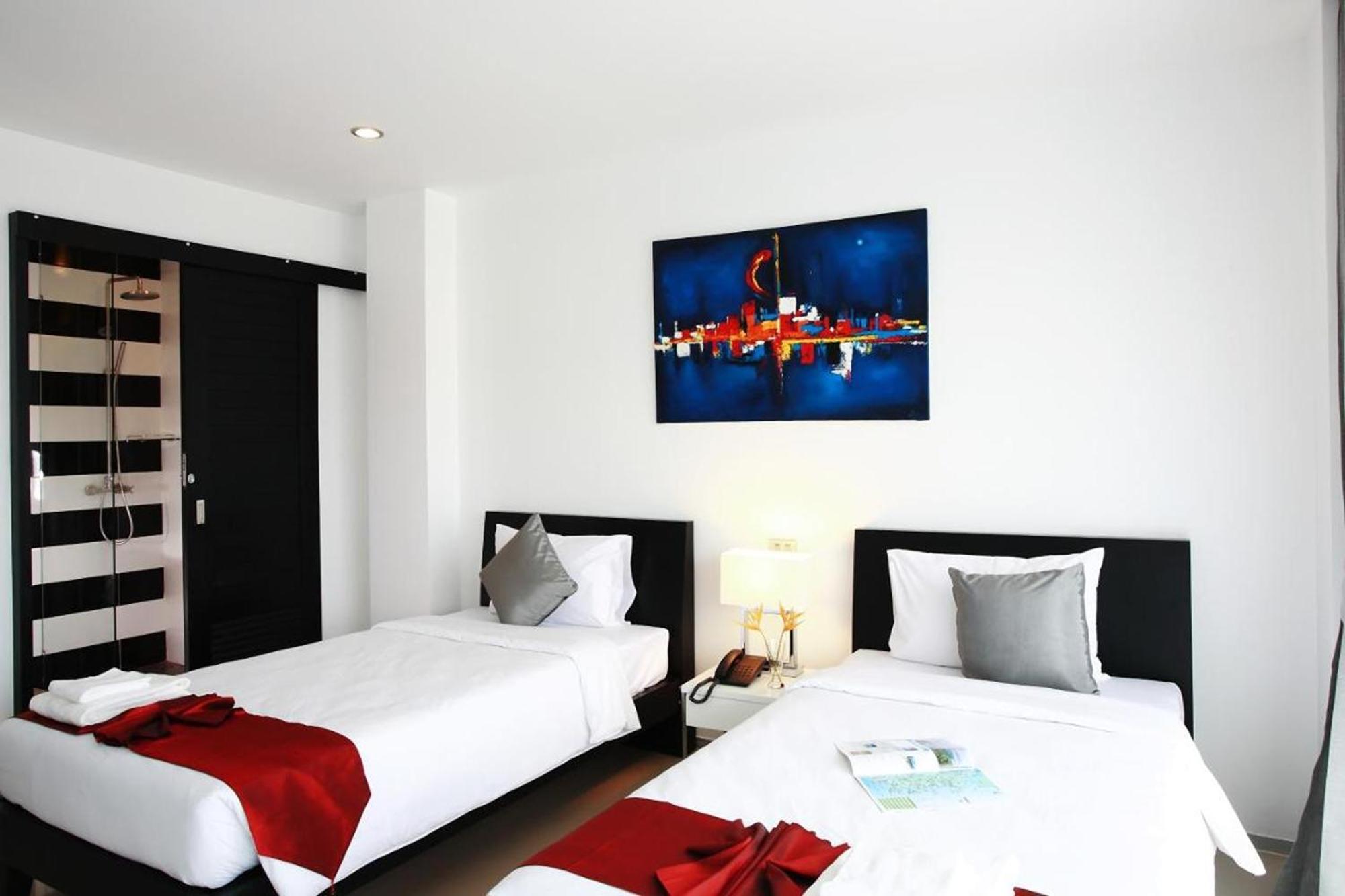 One World One Home Naiharn Hotel Rawai Exteriér fotografie
