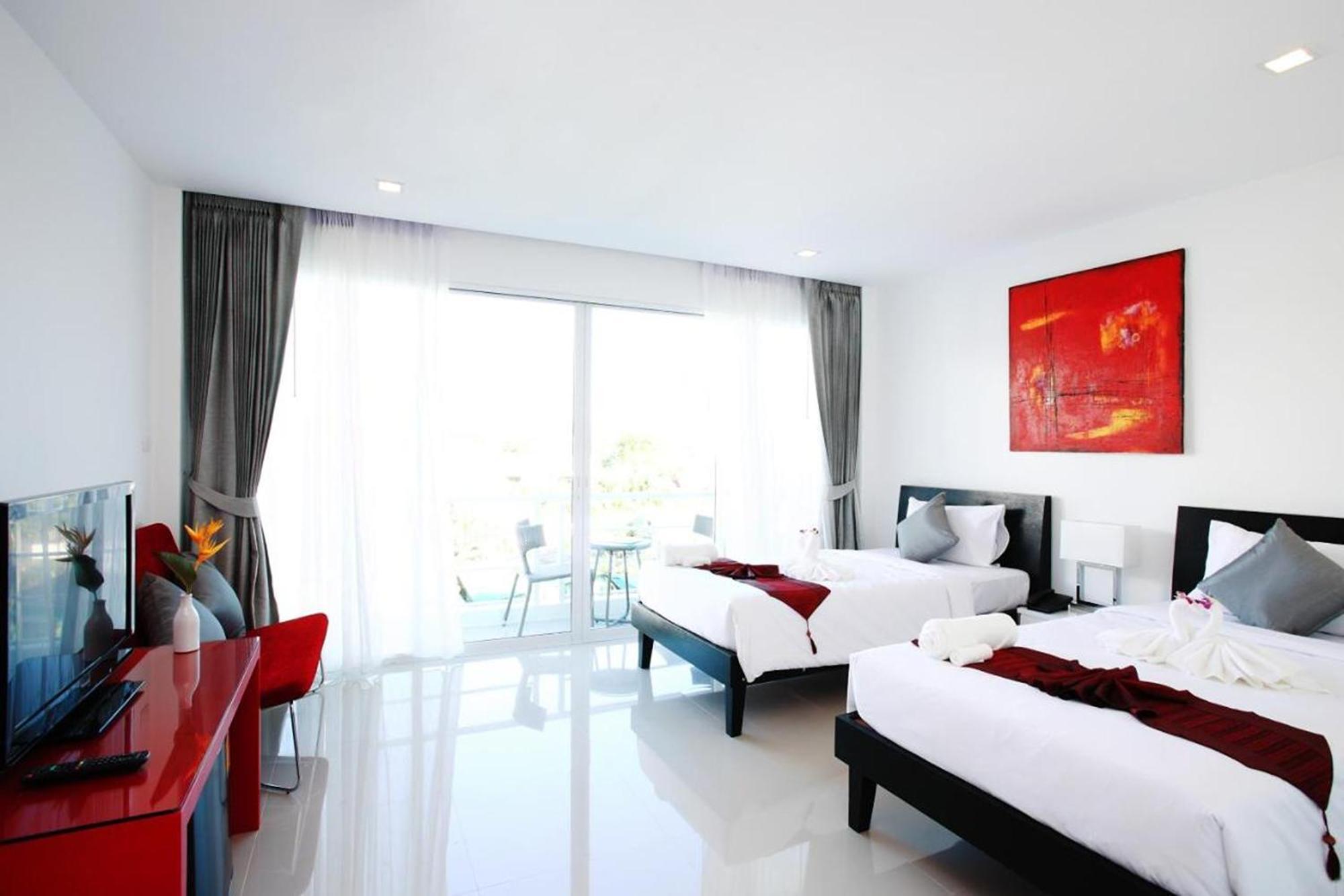 One World One Home Naiharn Hotel Rawai Exteriér fotografie