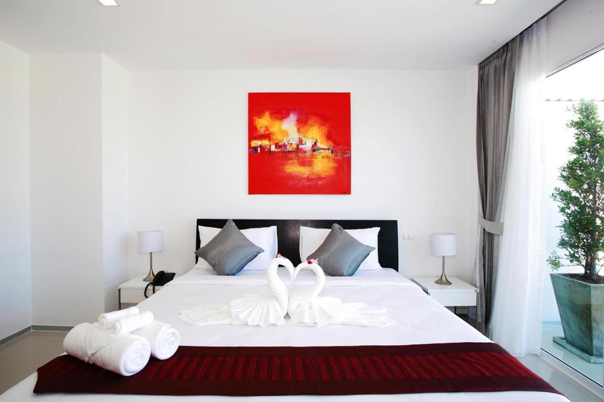 One World One Home Naiharn Hotel Rawai Exteriér fotografie