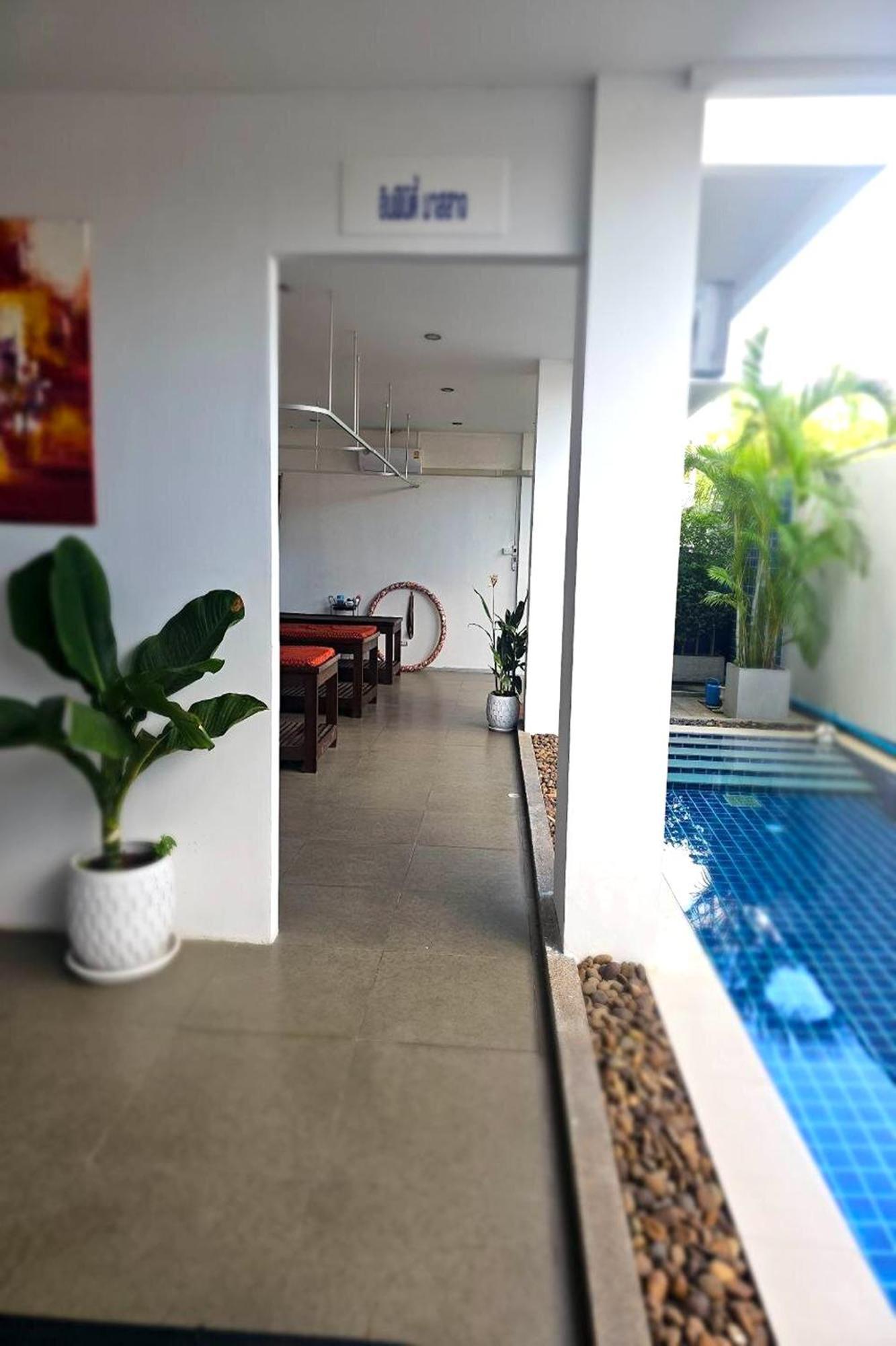 One World One Home Naiharn Hotel Rawai Exteriér fotografie